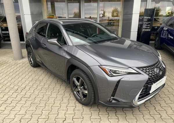 Lexus UX cena 129900 przebieg: 29702, rok produkcji 2020 z Dobrzyca małe 232